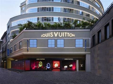 Louis Vuitton, in Toscana il nuovo sito di produzione: il primo in 